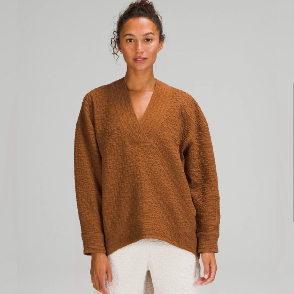 Lululemon Rippled V-Neck Pullover Sweatshirt In Copper Brown Size 4 Athletic.